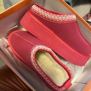 NEW- Lemonade Tazmin platform Slides- Size 8- Pink
